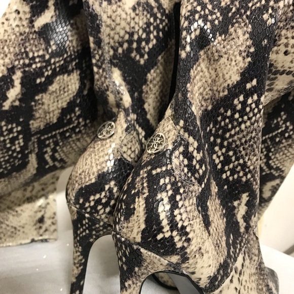 COPY - - Guess thigh high heel boots with light green khaki cream snakeski… - Picture 7 of 8